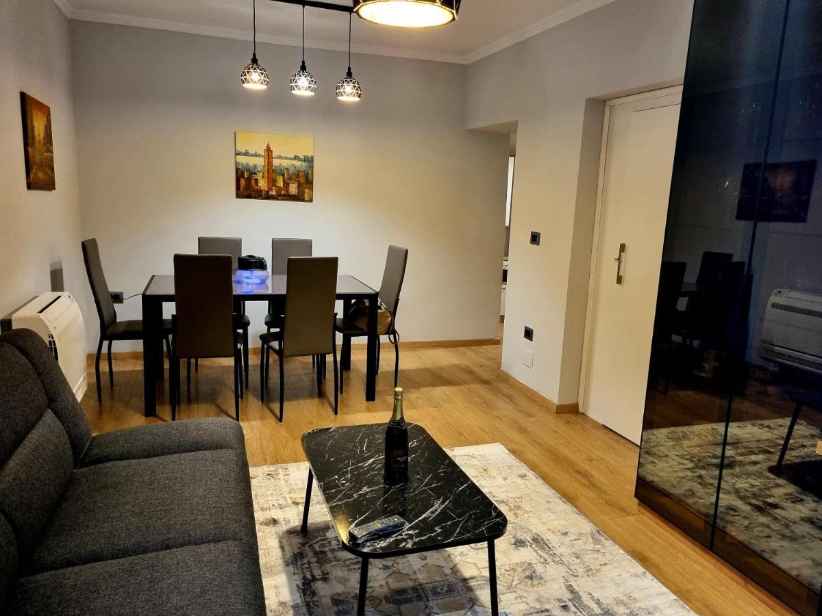 Comfort Home 1 Tirana Esterno foto